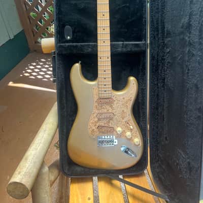 Partscaster Strat style 90’s - AztecGold image 10