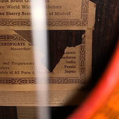 Vintage 1970 Hernandis Grade No. 1A classical guitar with Hardshell case image 6