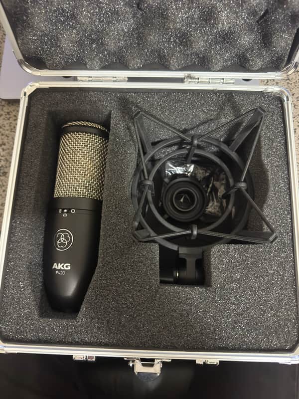 AKG P420 Multi-Pattern Large-Diaphragm Condenser — Excellent, Studio Use Only image 1