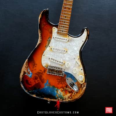 Fender Stratocaster 50th Anniversary Deluxe Series Sunburst Paisley/Pelham Blue Heavy Relic image 11