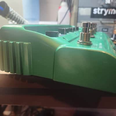 *Switch and LED Mods* Line 6 DL4 Delay Modeler 1999 - 2021 - Green image 3