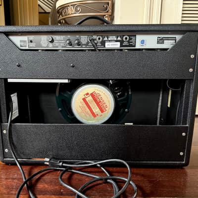 Fender '65 Deluxe Reverb Reissue 22-Watt 1x12" Guitar Combo 1994 - Present - Black image 9