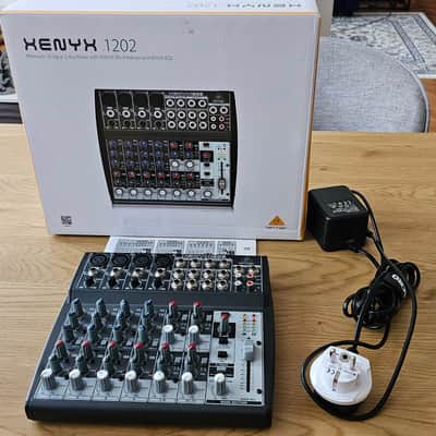 Behringer Xenyx 1202  - Standard image 2