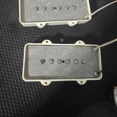 Fender Fender Pure Vintage '66 Single-Coil Jazzmaster® Pickups image 3