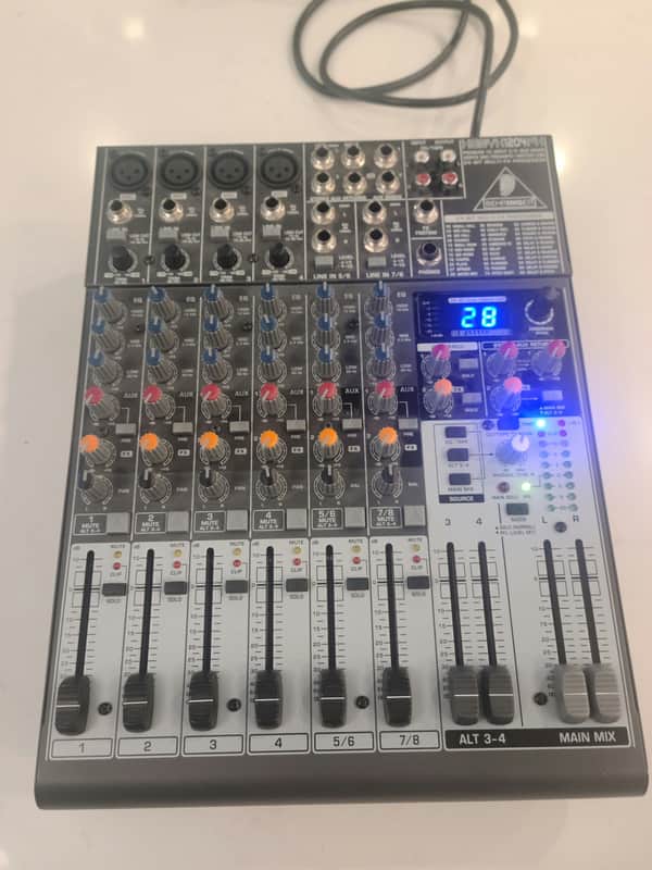 Behringer 1204 fx 2020s - Silver image 1