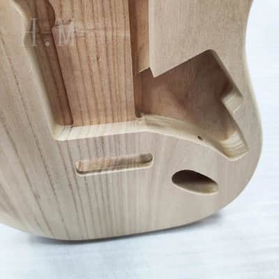 Unfinished Poplar Wood Stratocaster Strat Style Body image 7