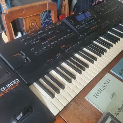 Roland G-800 Arranger Keyboard Workstation, all manuals and extra style disks - price drop image 3