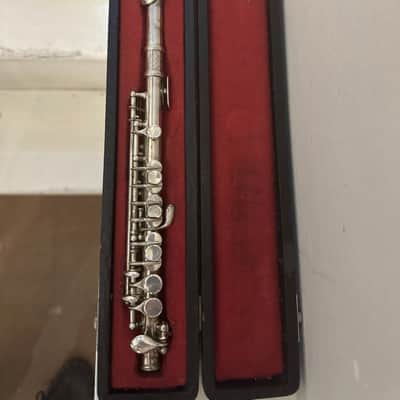 Vintage Louis MK1 Piccolo – Made for Rudall Carte, London – Italy – Plays Well – With Case image 10