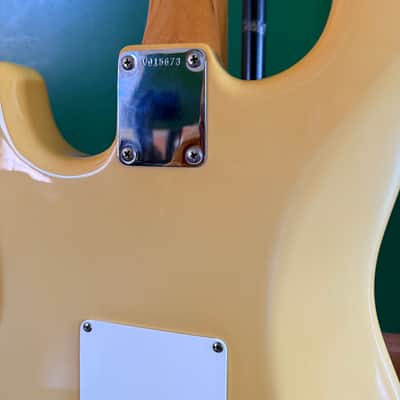 Fender American Vintage '62 Stratocaster 1985 - 1989 - Vintage White image 5