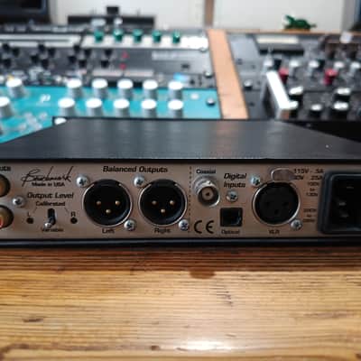 Benchmark DAC1 2-Channel 24-Bit 192kHz D/A Converter 2000s - Black - with rackmounting kit image 3