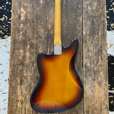 Fender Japan Jaguar 1966 Reissue P-Serial CIJ 1999-02 Alder Three Tone Sunburst image 19