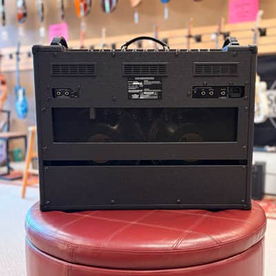 USED VOX AC30C2 2-Channel 30 Watt 2x12 Guitar Combo Amp w/Cover image 2