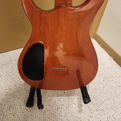 Carvin CT6 Beautiful Quilt Honey Burst image 17