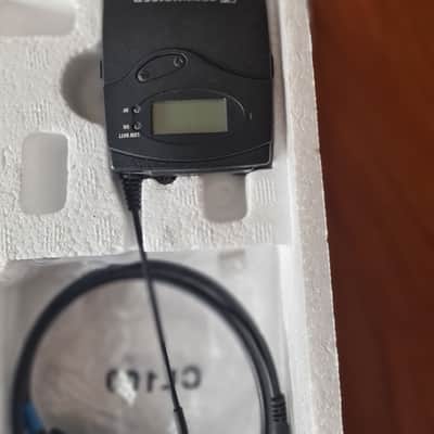 Sennheiser Sennheiser EW100 G3 Wireless Set | EK100 G3 Receiver + SK100 G3 Transmitter | 626–668 MHz | Like New image 5