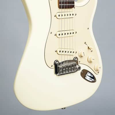 G&L Legacy USA - Vintage White image 2