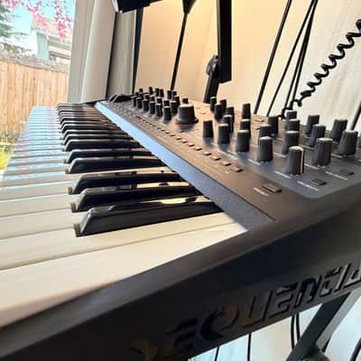 Sequential Take 5 44-Key 5-Voice Compact Polyphonic Synthesizer 2021 - Present - Black image 3