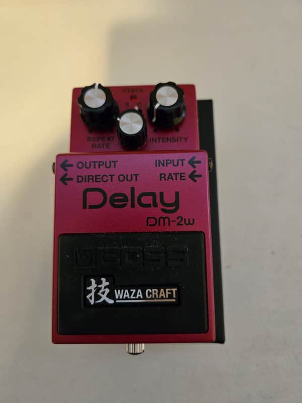 Boss DM-2W Delay Waza Craft