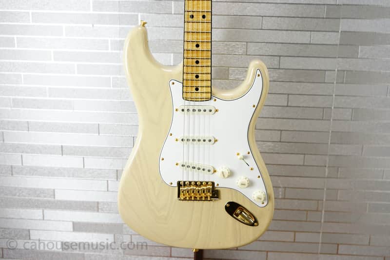 Fender American Custom Shop Stratocaster® NOS, 2A Flame Maple Fingerboard, Honey Blonde image 1