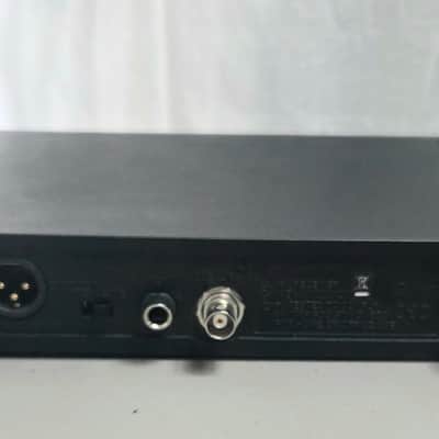 Shure ULXS4 ULX 4 series Wireless receiver - M1 - (has issue, see ad...) - MAKE OFFER!! image 3