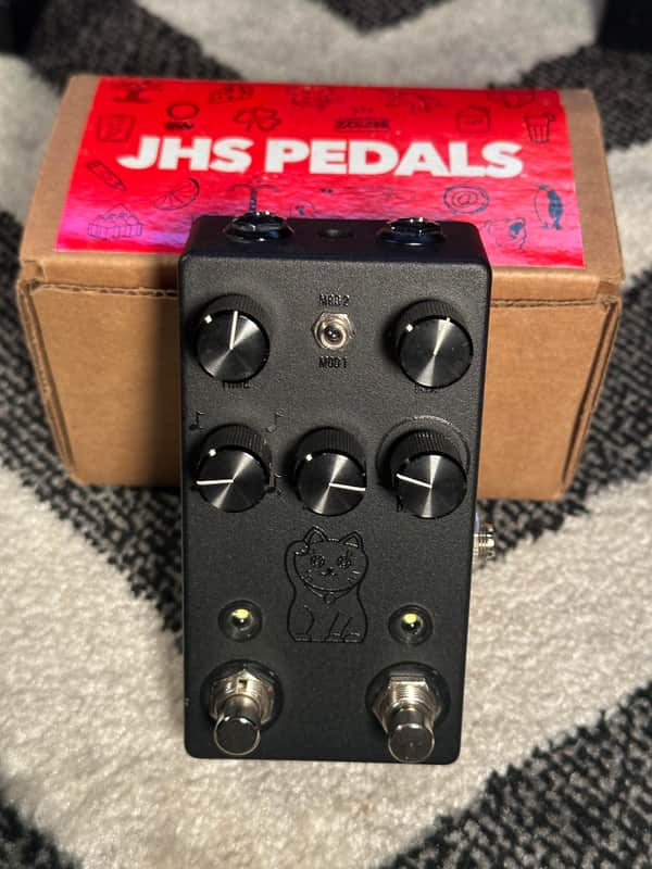 JHS Lucky Cat - Black