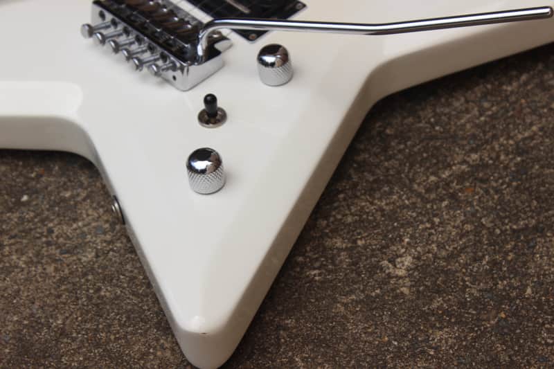 TOKAI SUPER EDITION ホワイト NGD: Tokai Super Edition F-65 “star” guitar. ASWR All Snow White R