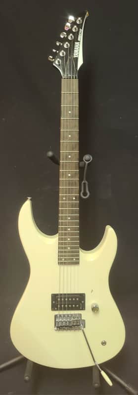 Yamaha RGX 110 1987- 91 - Pearl White image 1