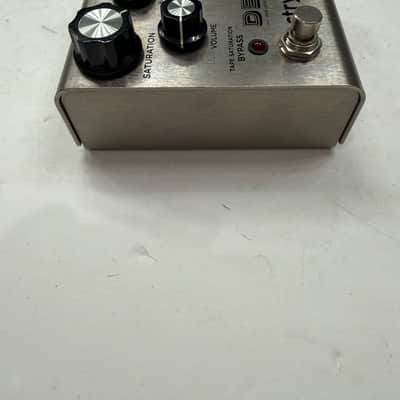 Strymon Deco V1 Tape Saturation & Doubletracker Delay Guitar Effect Pedal image 4