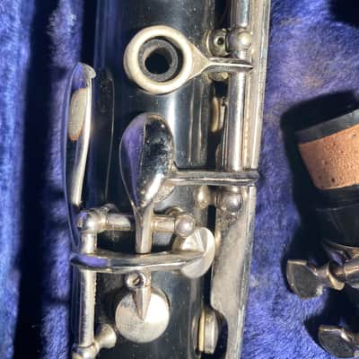 Bundy 1980's Bb Clarinet With Case image 8