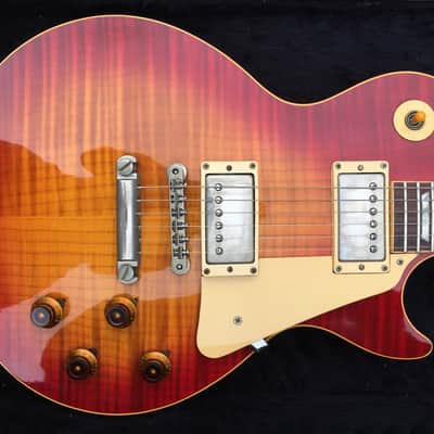 Gibson Les Paul Custom Shop - with Explorer Headstock 1984 - Prehistoric - Historic Guitar image 17