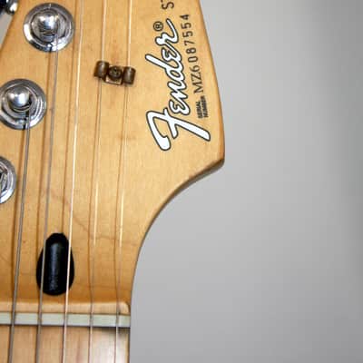 2006 Fender Standard Stratocaster Made in Mexico Midnight Wine W/Hard Shell Case image 10