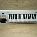 Roland AX-09 Lucina 37-Key Keytar Synthesizer 2010 - 2012 - White