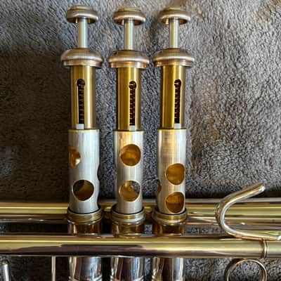 Bach Stradivarius 18037 Bb Trumpet 2025 - Sliver image 5