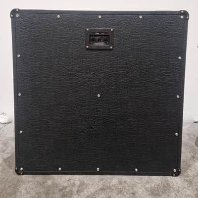 Marshall 1960 - Guitar Amplifier Cabinet - 4x12 - Like New image 10