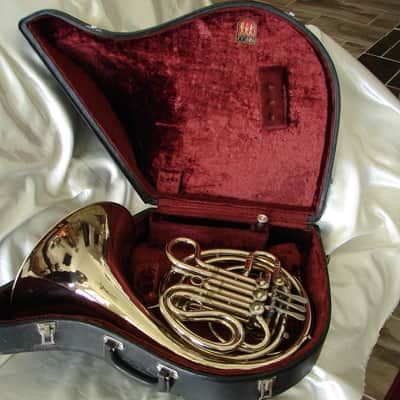 VINTAGE  CONN 8D  ELKHART  900,000 series- ALL-ORIGINAL!! image 17