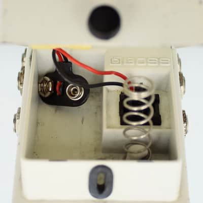 Boss LS-2 Line Selector Guitar Pedal image 9