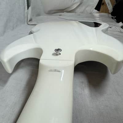 Gibson 50th Anniversary Pete Townshend Signature Model SG Guitar with Case 2011 - Polaris White image 23
