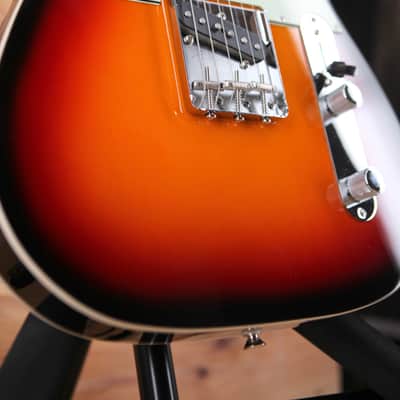Fender Limited Edition Vintera III Early '60s Custom Telecaster - 3-Color Sunburst image 7