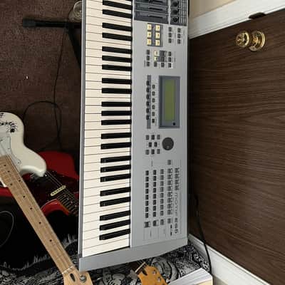 Yamaha Motif ES 6 Production Synthesizer 2000s - Gray