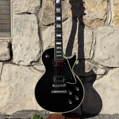 Gibson Custom Shop 1960 Reissue Les Paul Custom Black Beauty 50th Anniversary Gold Book 2010 - Black image 2