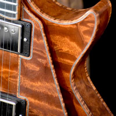 The Tree Quilted Mahogany Four Elements Electric image 25