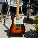 Fender American Deluxe Telecaster (3-Pickup) with Maple Fretboard 1998 - 1999 - 3-Color Sunburst