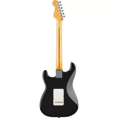 FENDER - AMERICAN VINTAGE II 1957 STRATOCASTER MAPLE FINGERBOARD BLACK image 2