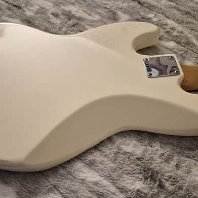 Fender Classic Series '60s Jazz Bass Lacquer - 2017 - Olympic White - 4-String Bass image 10