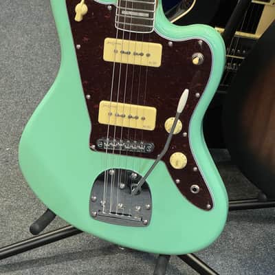 Vintage 30th Anniversary V65 Electric Guitar with Vibrato ~ Ventura Green image 2
