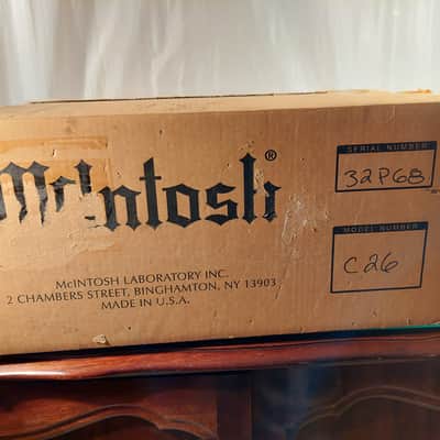 McIntosh C-26 w / Factory shipping carton , Owner's Manual and Service Information 1968 - 1978 - Black image 6