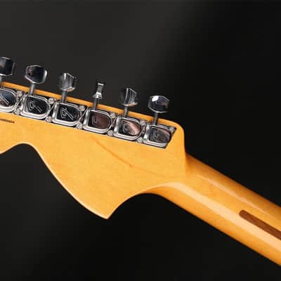 Fender 70th Anniversary Antigua Stratocaster, Rosewood Fingerboard in Antigua #SM240736 image 6