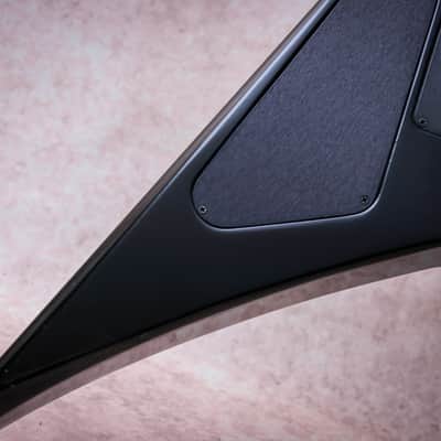 JACKSON USA Signature Dave Mustaine King V Custom 33 of 150# "Black Metal Flake + Ebony" (1996) image 16