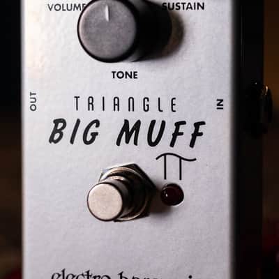 Electro-Harmonix Triangle Big Muff Distortion/Sustainer Guitar Effects Pedal image 2