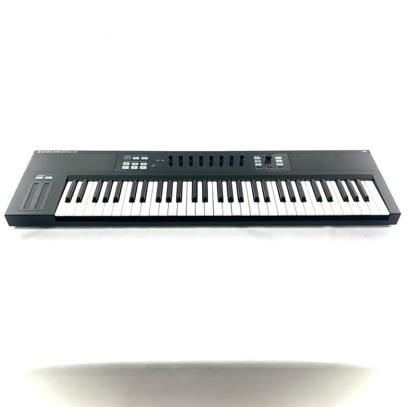 Used Native Instruments Komplete Kontrol S61 image 1