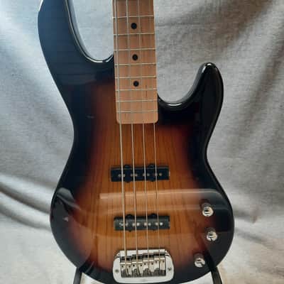 G&L L-2000 TRIBUTE Slim Neck Type Made in Japan Black (S/N:4120013